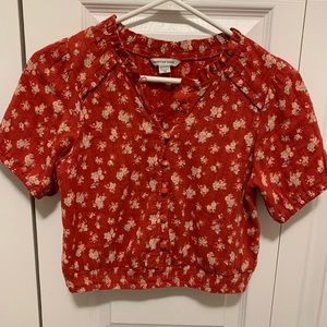 LIKE NEW AE Crop Floral Blouse